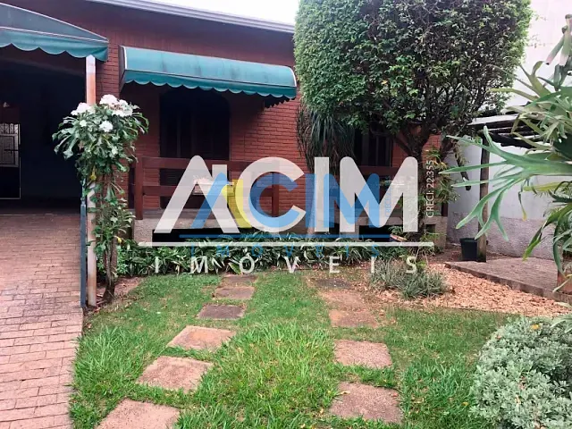 Casa com 300m², à venda, no bairro Centro em Jaguariúna