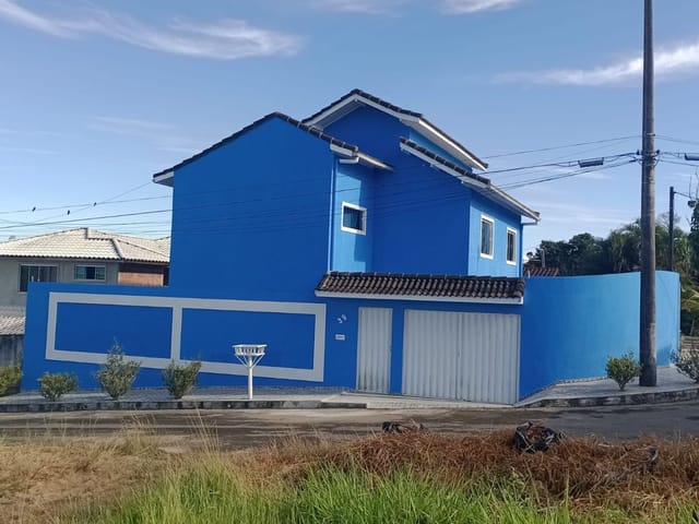 Casa com 200m² 3 quartos e 1 banheiro, à venda, no bairro Nova Cidade em Macaé