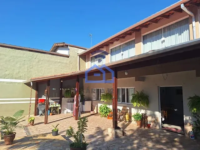 Casa com 500m² 4 quartos e 2 banheiros, à venda, no bairro Porto Novo em Caraguatatuba