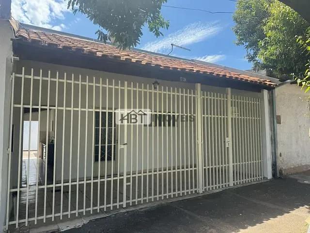 Casa com 126m² 2 quartos e 2 banheiros, à venda, no bairro Fundação Casas Populares Salvador Filardi em Bauru