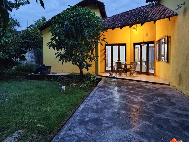 Casa 4 quartos e 3 banheiros, à venda, no bairro Curió-Utinga em Belém