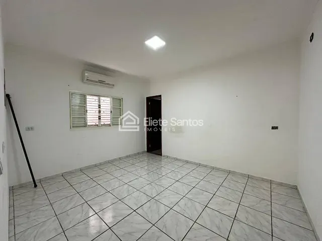 Casa com 150m² 2 quartos e 3 banheiros, à venda, no bairro Parque das Nações em Americana