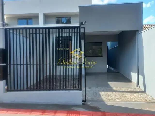 Casa com 125m² 2 quartos e 2 banheiros, à venda, no bairro Colinas em Londrina