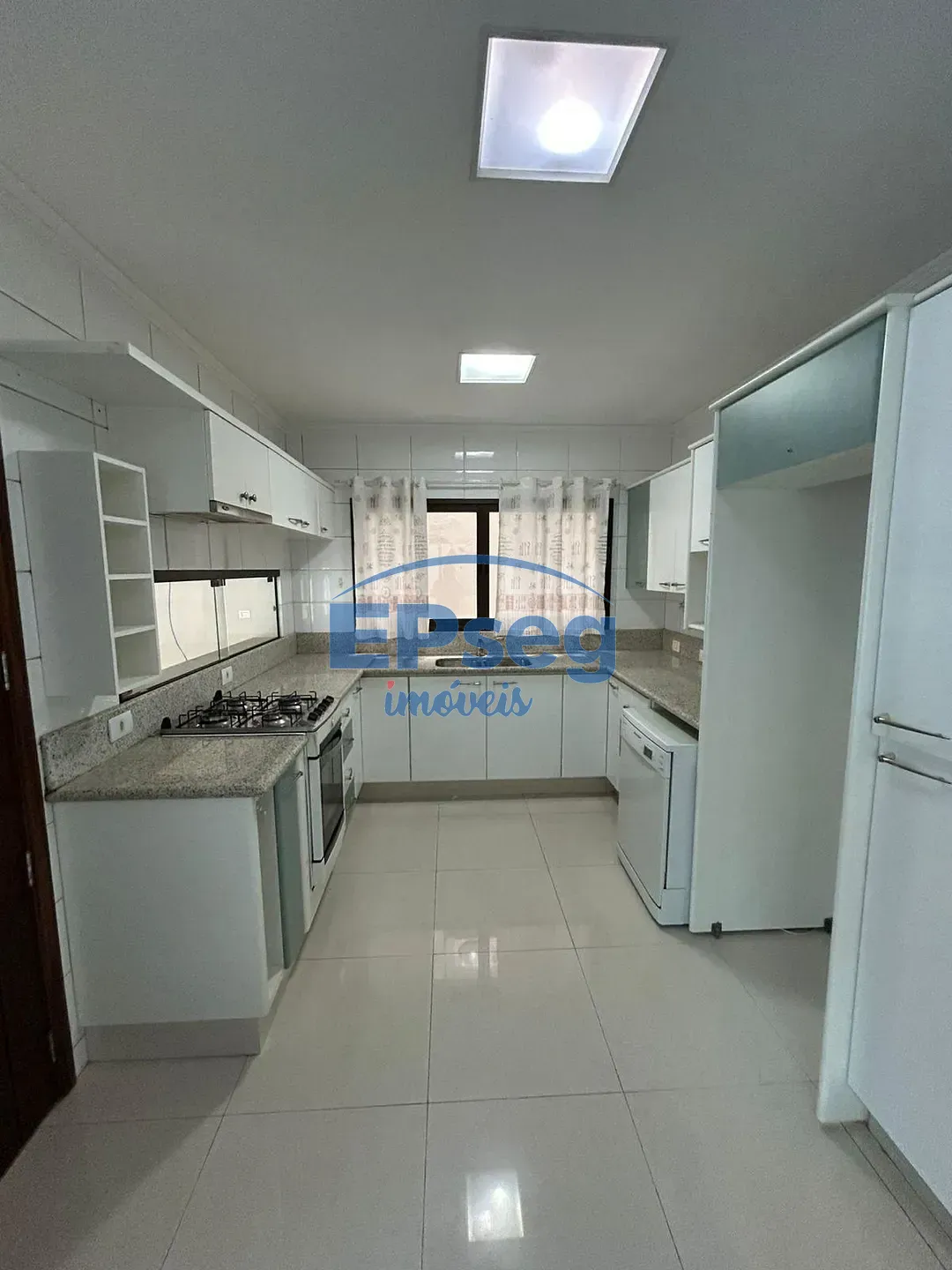 Casa, 4 quartos, 352 m² - Foto 9