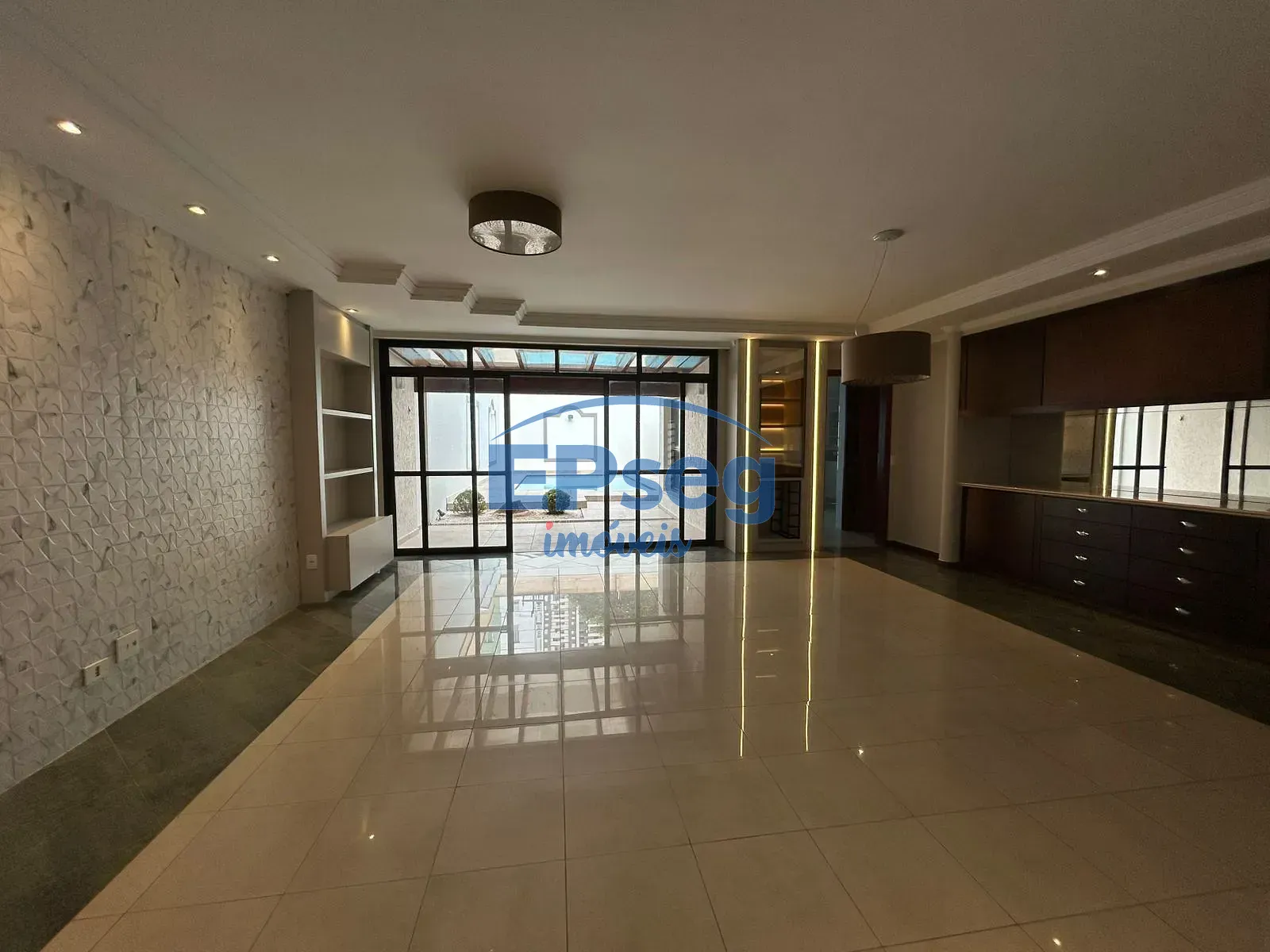 Casa, 4 quartos, 352 m² - Foto 3
