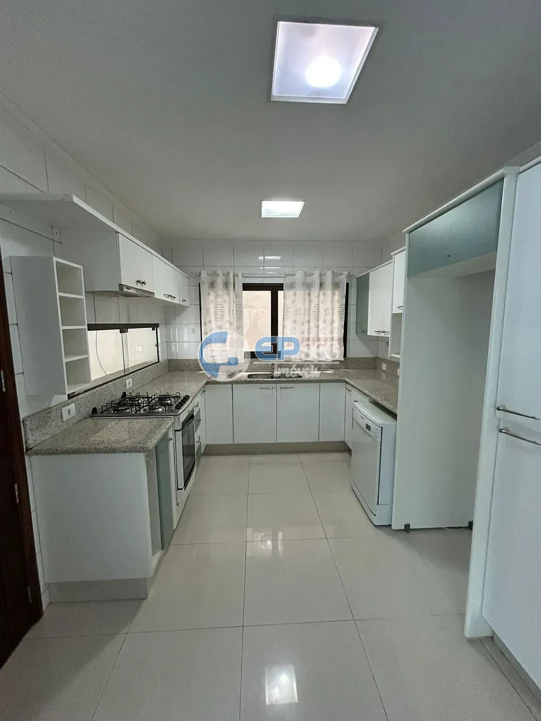 Casa, 4 quartos, 352 m² - Foto 9