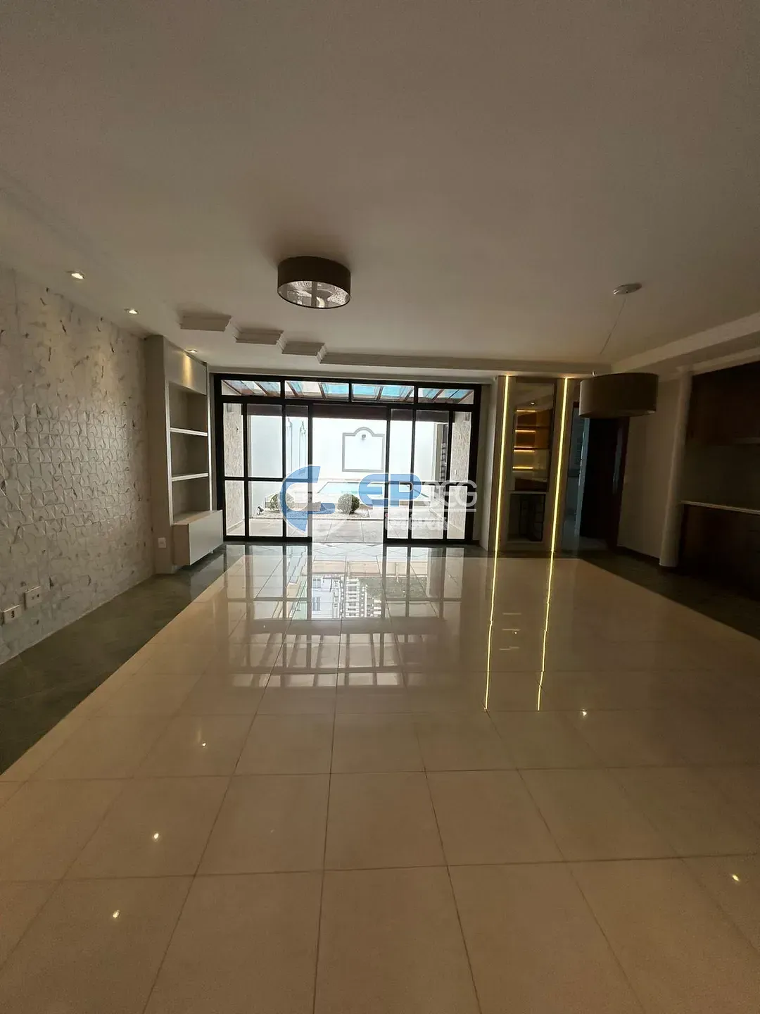 Casa, 4 quartos, 352 m² - Foto 5