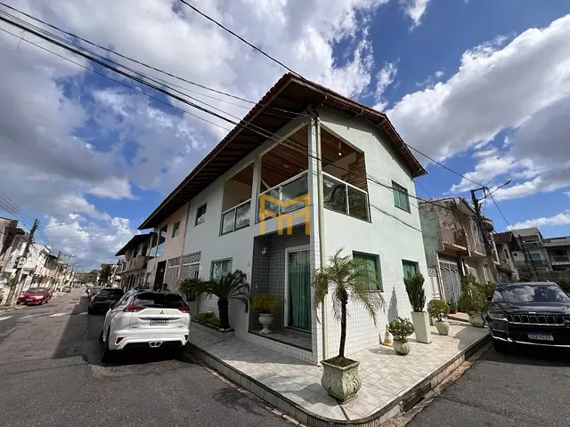 Casa 4 quartos e 4 banheiros, à venda, no bairro Souza em Belém