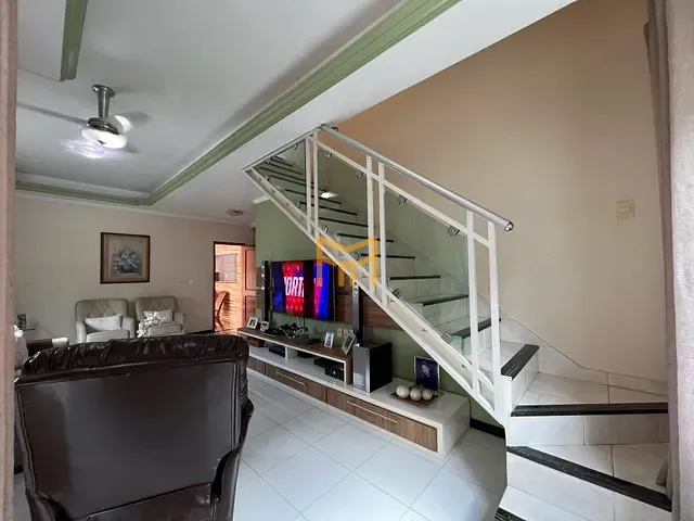 Casa 4 quartos e 4 banheiros, à venda, no bairro Souza em Belém