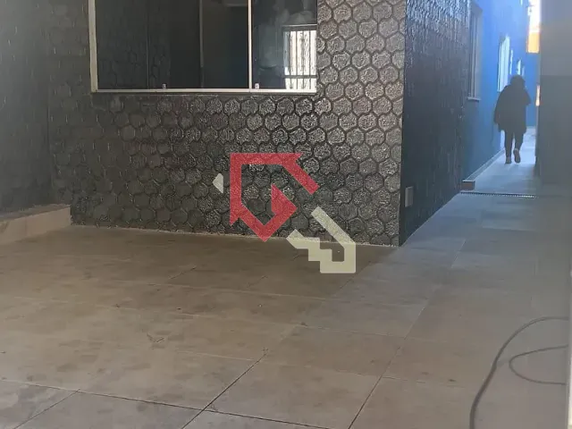 Casa 2 quartos e 1 banheiro, para alugar, no bairro Jardim Itapeva em Mauá
