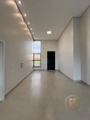 Casa com 253m² 3 quartos e 3 banheiros, à venda, no bairro Residencial Veneza em Nova Mutum