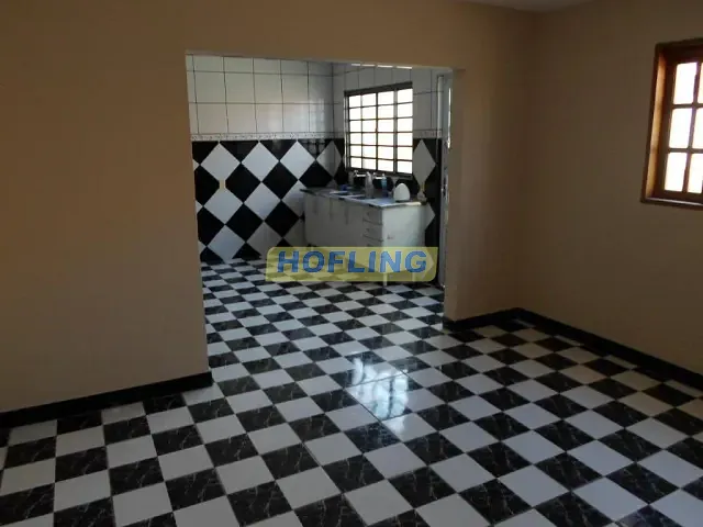 Casa com 125m², à venda, no bairro Jardim Centenário em Rio Claro