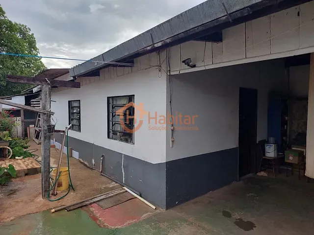Casa com 700m² 2 quartos e 1 banheiro, à venda, no bairro Centro Sul em Sorriso