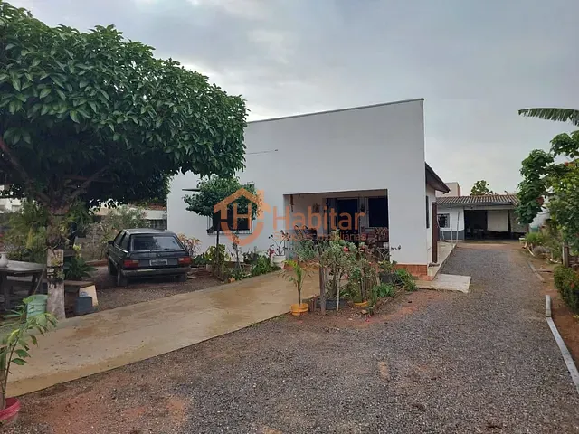 Casa com 700m² 2 quartos e 1 banheiro, à venda, no bairro Centro Sul em Sorriso