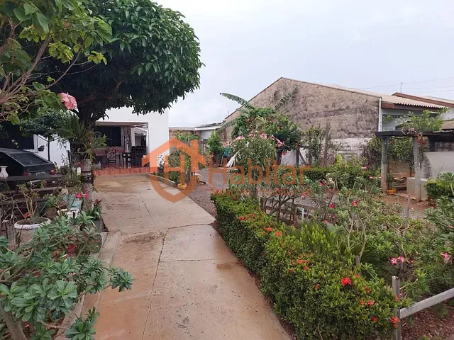 Casa com 700m² 2 quartos e 1 banheiro, à venda, no bairro Centro Sul em Sorriso