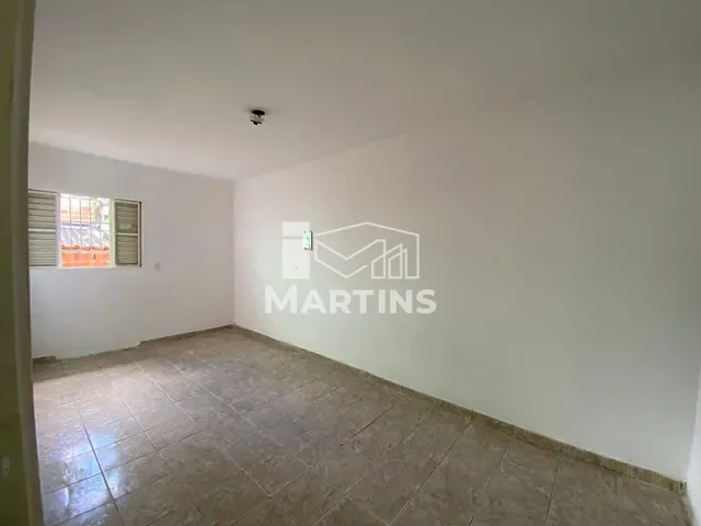 Casa 1 quarto e 1 banheiro, para alugar, no bairro Jardim Leme em São Paulo