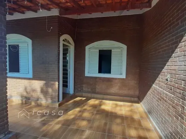 Casa com 125m² 3 quartos e 1 banheiro, à venda, no bairro Vila Bandeirantes em Caçapava