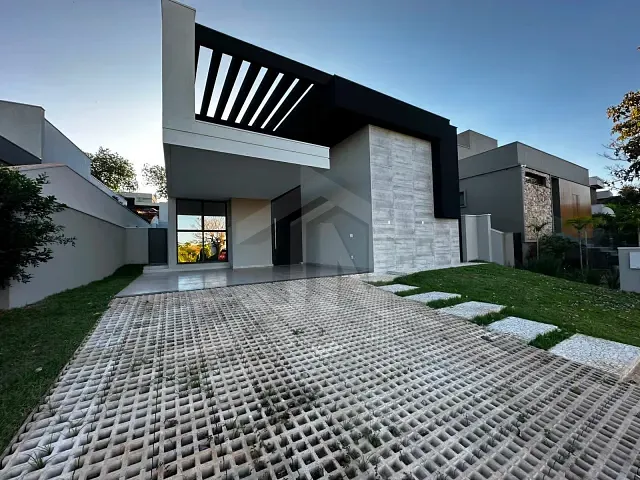 Casa 3 quartos e 5 banheiros, à venda, no bairro Residencial e Empresarial Alphaville em Ribeirão Preto