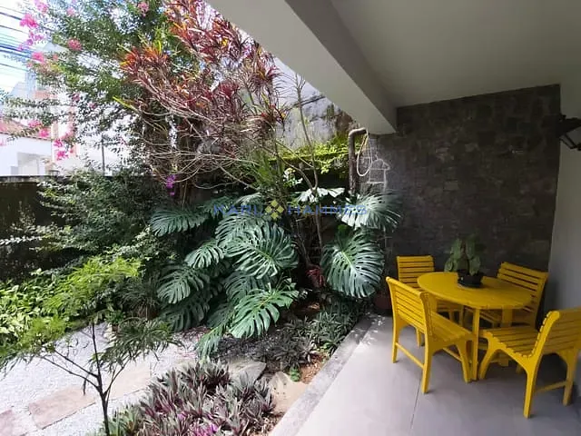Casa 7 quartos e 5 banheiros, à venda, no bairro Bingen em Petrópolis