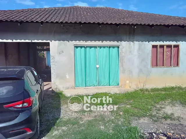 Casa com 360m² 5 quartos e 2 banheiros, à venda, no bairro Parque Guarani em Joinville