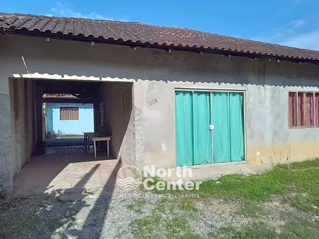 Casa com 360m² 5 quartos e 2 banheiros, à venda, no bairro Parque Guarani em Joinville