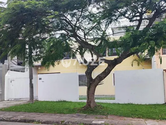 Casa com 263m² 5 quartos e 4 banheiros, à venda, no bairro CAJURU em Curitiba