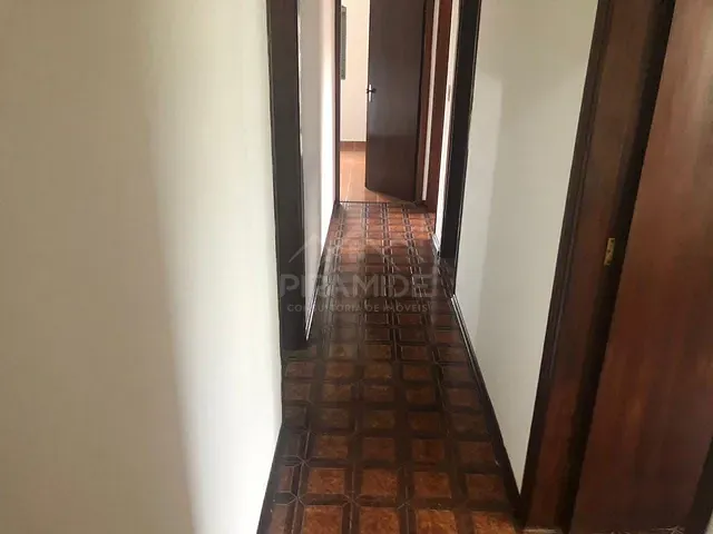 Casa com 229m² 4 quartos e 1 banheiro, à venda, no bairro Boa Esperança em Poços de Caldas