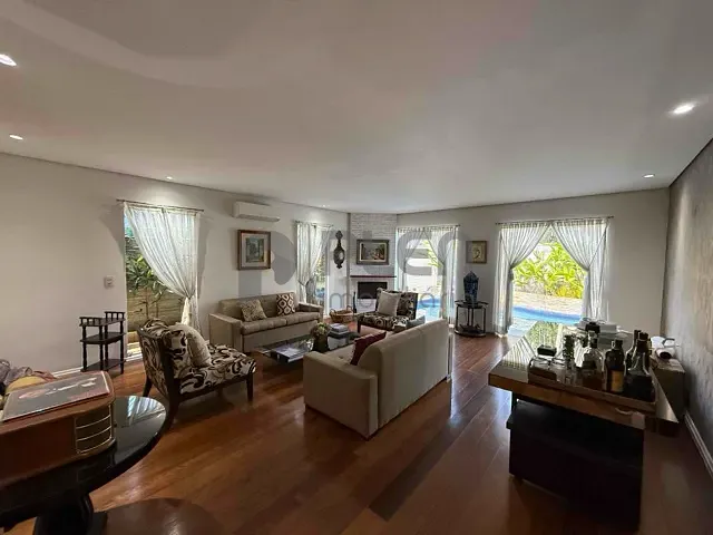 Casa 3 quartos e 4 banheiros, à venda, no bairro Alphaville em Avenida Yojiro Takaoka