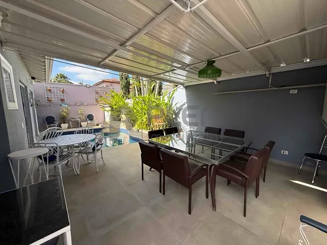 Casa 3 quartos e 4 banheiros, à venda, no bairro Alphaville em Avenida Yojiro Takaoka
