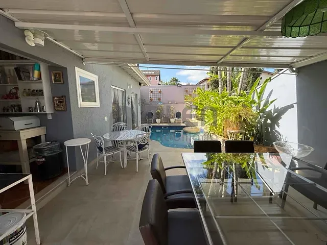 Casa 3 quartos e 4 banheiros, à venda, no bairro Alphaville em Avenida Yojiro Takaoka