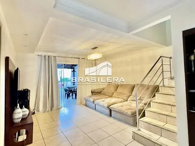 Casa 3 quartos e 2 banheiros, à venda, no bairro Jardim Atlântico em Goiânia