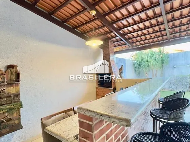 Casa 3 quartos e 2 banheiros, à venda, no bairro Jardim Atlântico em Goiânia