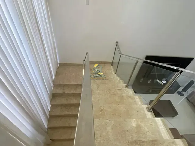 Casa com 522m² 5 quartos e 5 banheiros, à venda, no bairro Portal Do Sol Green - Rua Acesso A em Goiânia