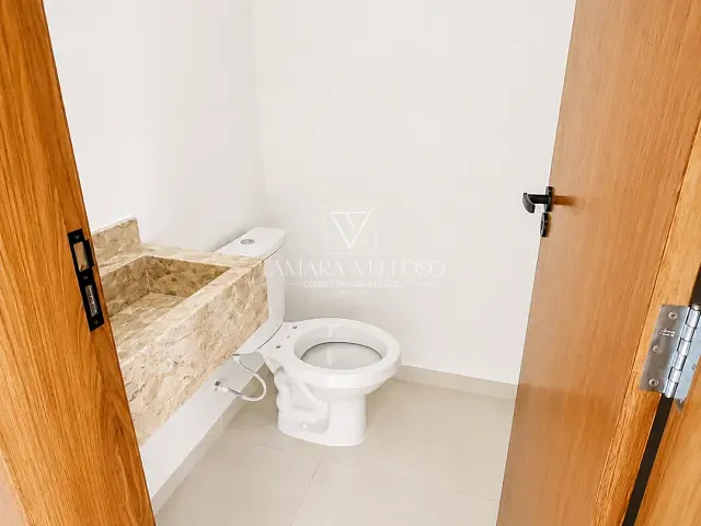 Casa 2 quartos e 3 banheiros, à venda, no bairro Jardim Modelo em Mogi das Cruzes