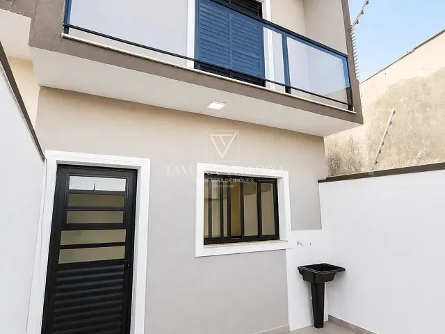 Casa 2 quartos e 3 banheiros, à venda, no bairro Jardim Modelo em Mogi das Cruzes