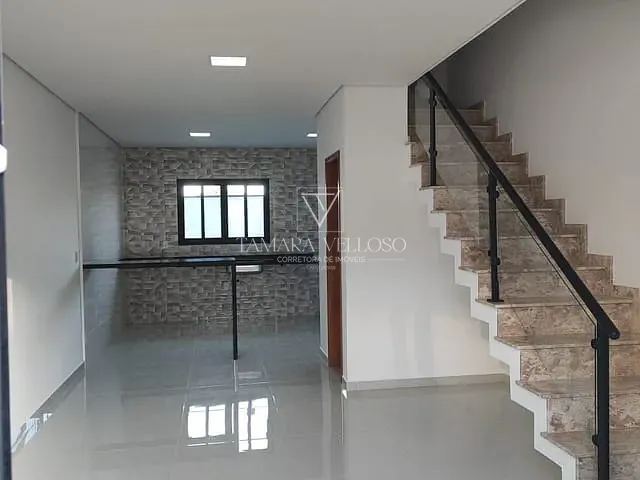 Casa 2 quartos e 3 banheiros, à venda, no bairro Jardim Modelo em Mogi das Cruzes