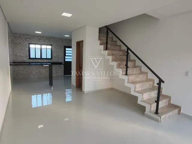 Casa 2 quartos e 3 banheiros, à venda, no bairro Jardim Modelo em Mogi das Cruzes