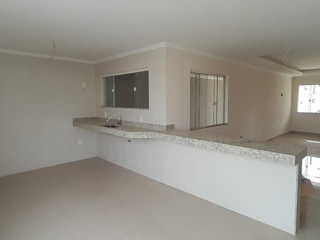 Casa com 300m² 3 quartos e 2 banheiros, à venda, no bairro Jardim Morada da Aldeia  em São Pedro da Aldeia