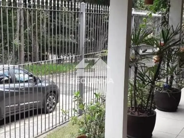 Casa com 330m² 3 quartos e 4 banheiros, à venda, no bairro Parque Continental em Sao Paulo