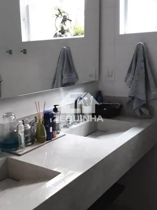 Casa, 3 quartos, 239 m² - Foto 8