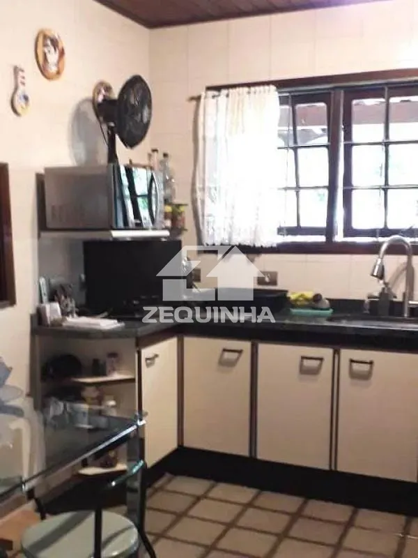 Casa, 3 quartos, 239 m² - Foto 18