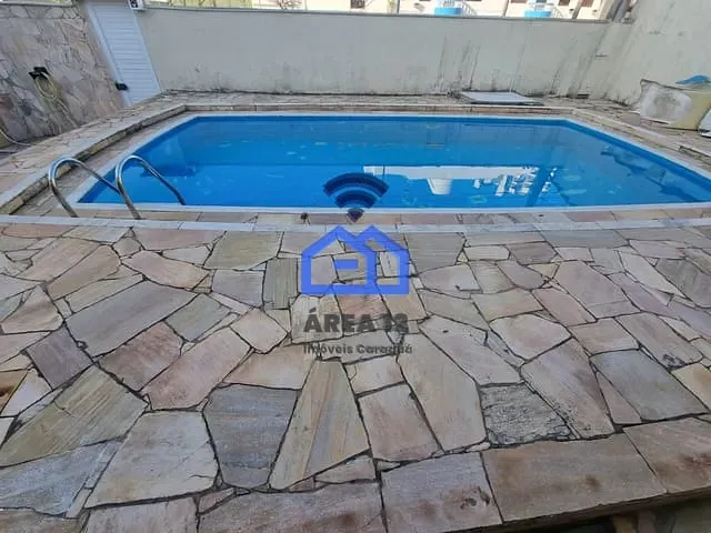 Casa com 476m² 3 quartos e 2 banheiros, à venda, no bairro Prainha em Caraguatatuba