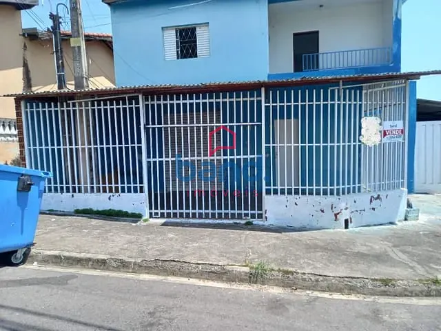 Casa com 167m² 4 quartos e 2 banheiros, à venda, no bairro Jardim Porungal em Porto Feliz