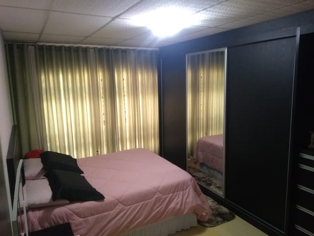 Casa com 246m² 3 quartos e 3 banheiros, à venda, no bairro Chapada em Ponta Grossa