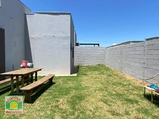 Casa 2 quartos e 2 banheiros, à venda, no bairro Residencial Itatiaia em Anápolis