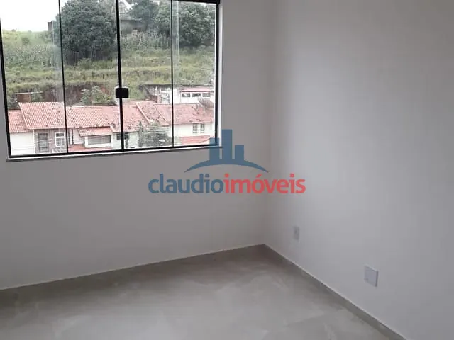 Casa 2 quartos e 1 banheiro, à venda, no bairro Jardim Belvedere em Volta Redonda