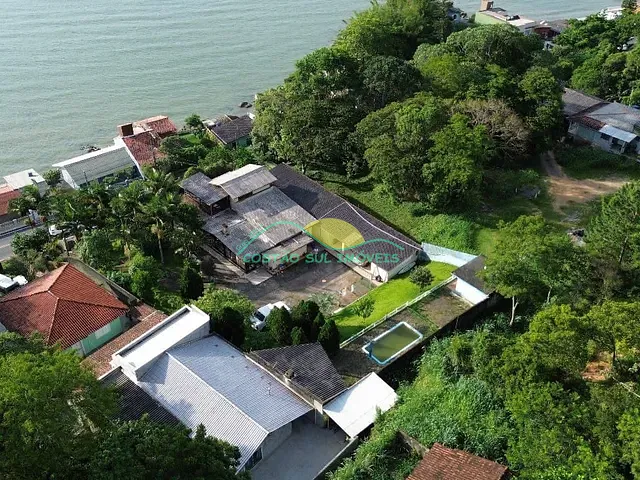 Casa com 16000m² 3 quartos e 2 banheiros, à venda, no bairro Ribeirão da Ilha em Florianópolis