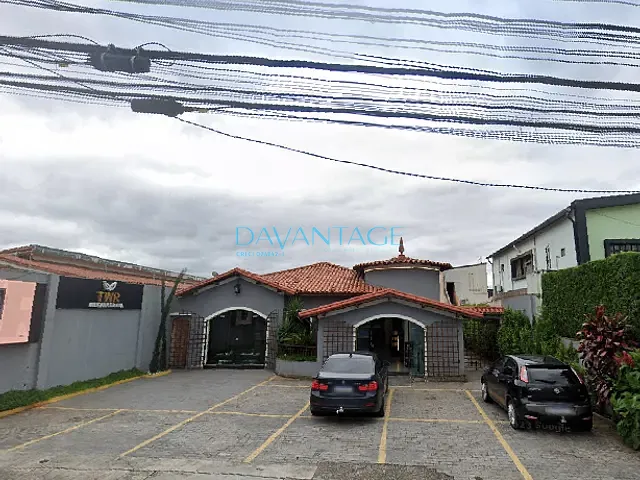 Casa à venda, no bairro Alto da Lapa em São Paulo