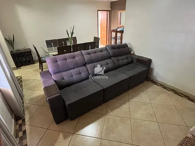 Casa com 360m² 4 quartos e 3 banheiros, à venda, no bairro San Fernando em Londrina