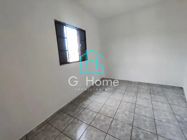 Casa com 55m² 2 quartos e 1 banheiro, para alugar, no bairro Franciscato em Londrina